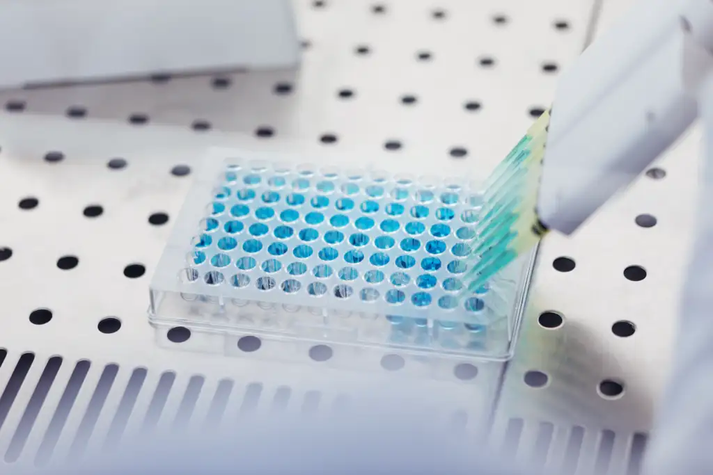 Placa ELISA de Alta Eficiencia